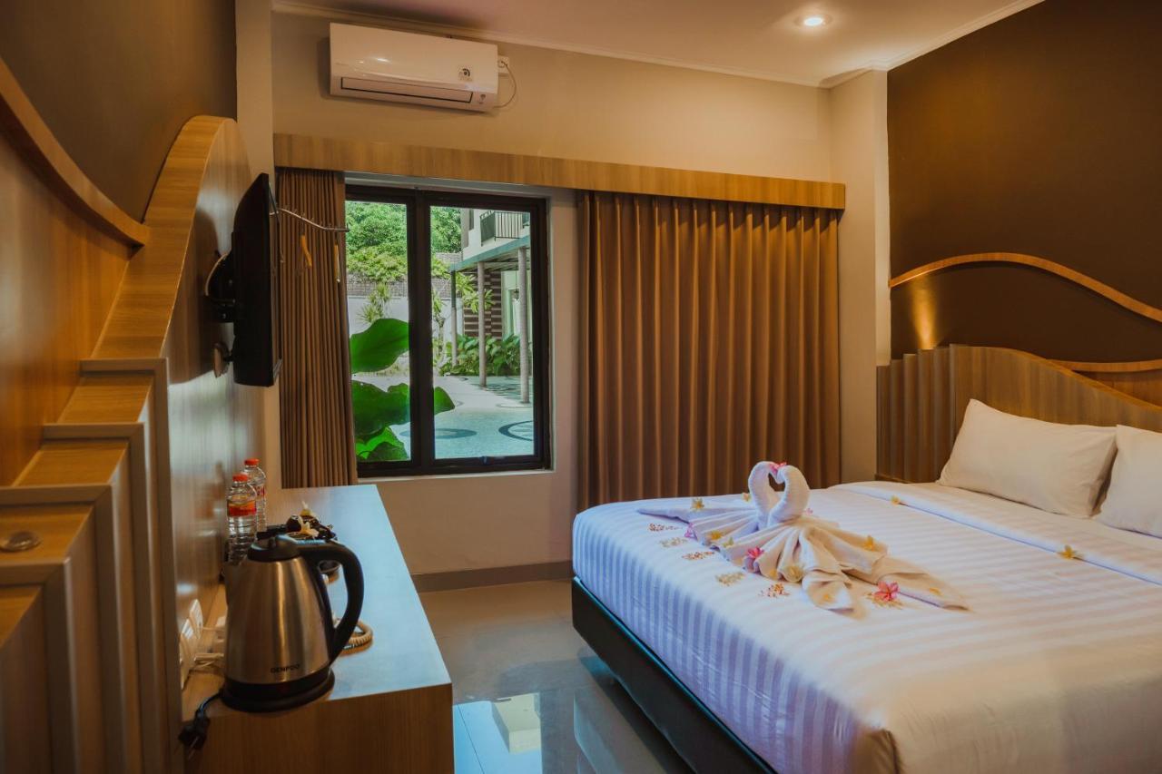 Panfila Hotel Kuta  Exterior photo
