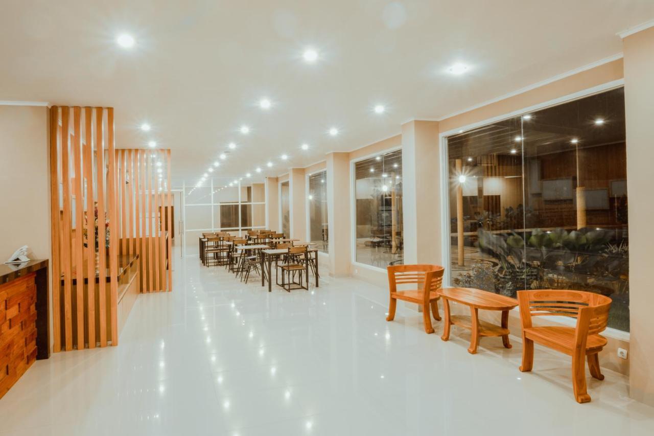 Panfila Hotel Kuta  Exterior photo